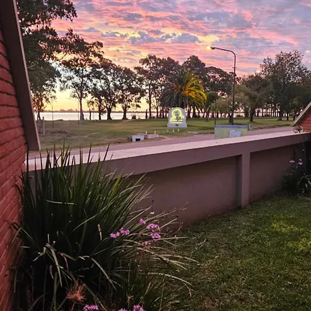 Duplex Magnolia Frente A La Laguna Chascomus Exterior photo