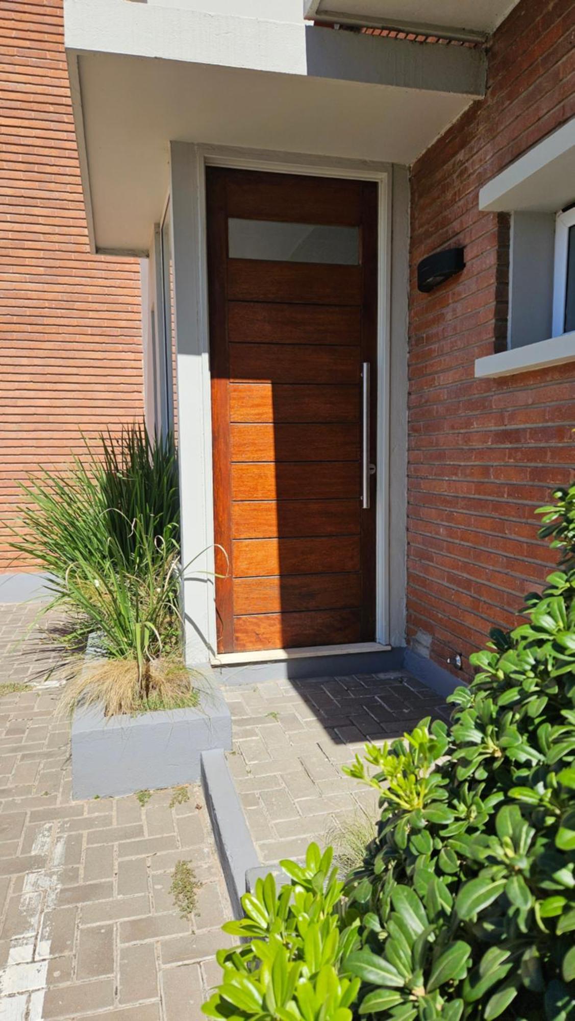 Duplex Magnolia Frente A La Laguna Chascomus