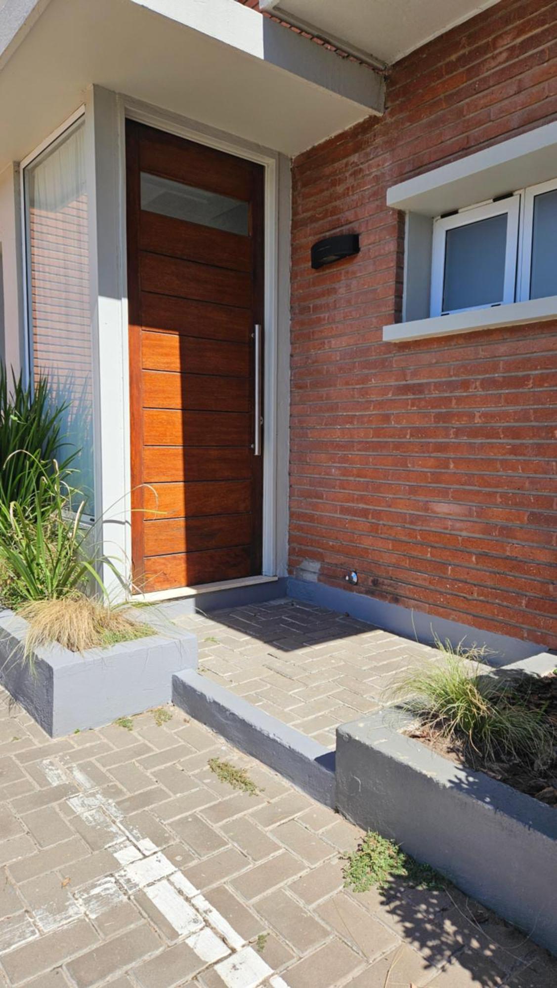 Apartamento Duplex Magnolia Frente A La Laguna